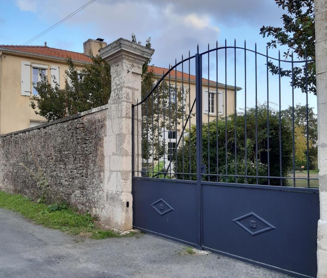 La Cle Du Puy Bed & Breakfast Cabariot Exterior foto